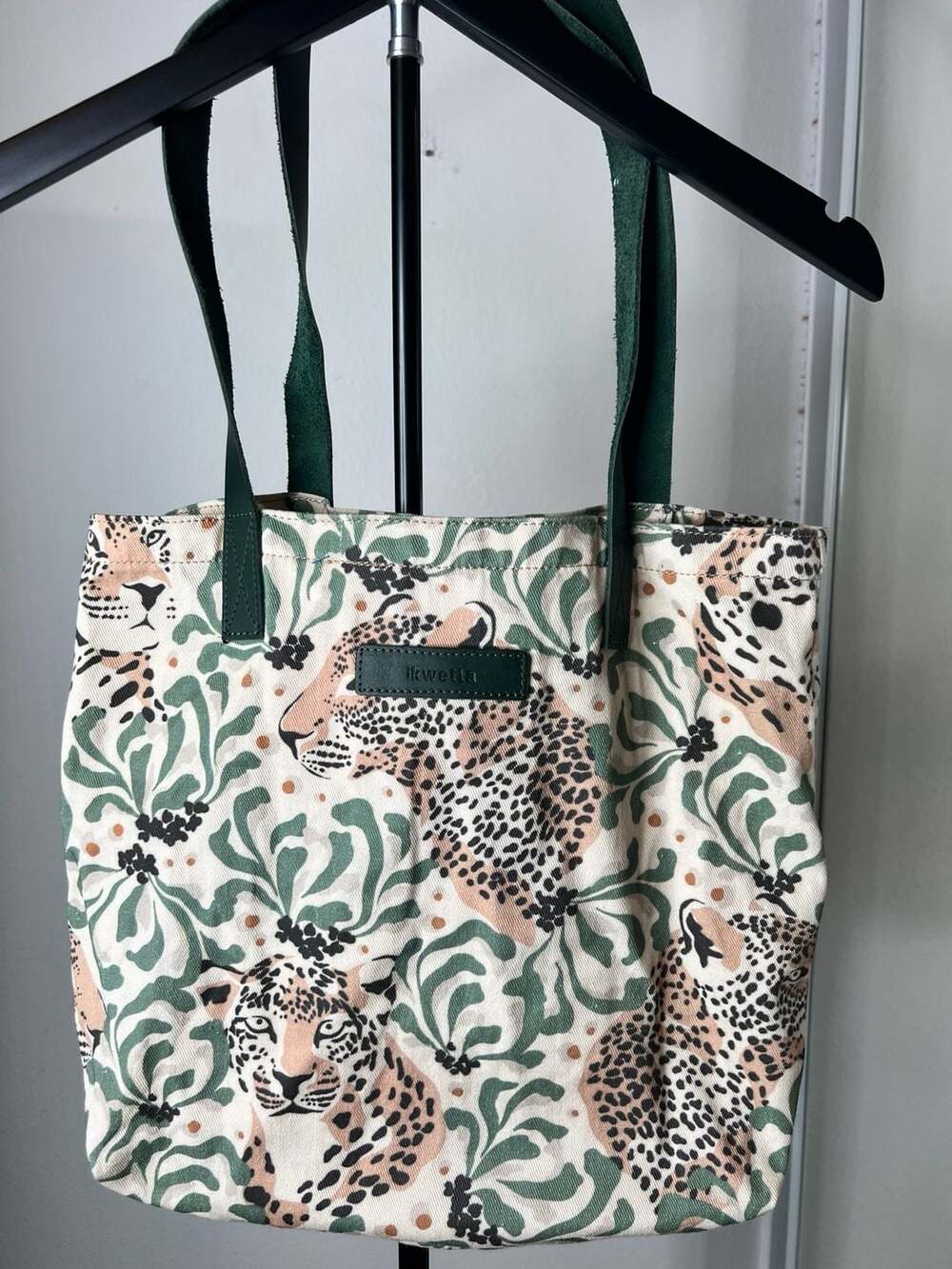 Ikwetta Leopard Print Canvas Tote Bag with Green Handles